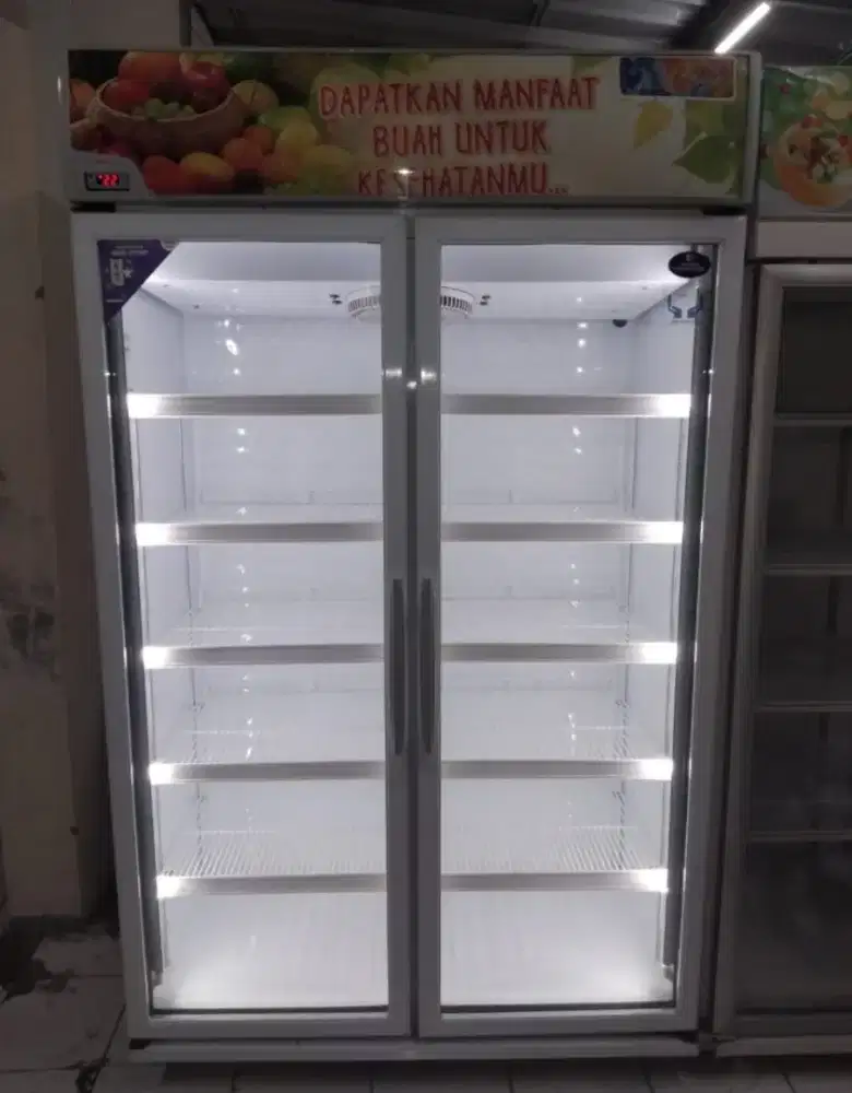 Showcase 2 pintu Sanden Intercool