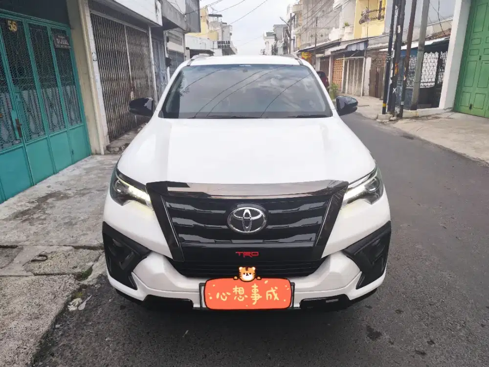 Fortuner 2.4 VRZ TRD AT 2020