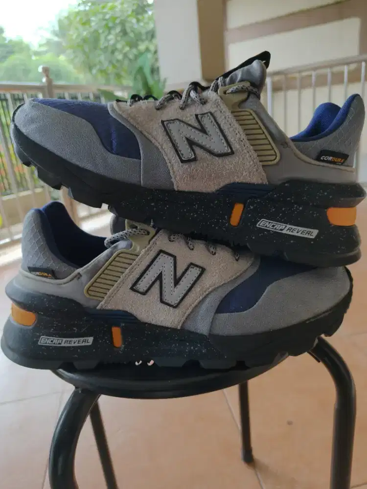 Dijual Sepatu Dewasa New Balance seri 997S Cordura