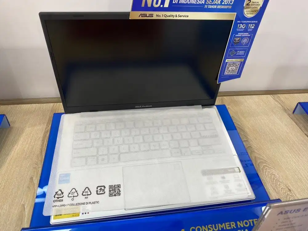 LAPTOP ASUS E1404