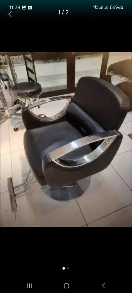 BANGKU SALON HIDROLIK (3), DISPENSER, MESIN CUCI, LEMARI PENDINGIN GEA