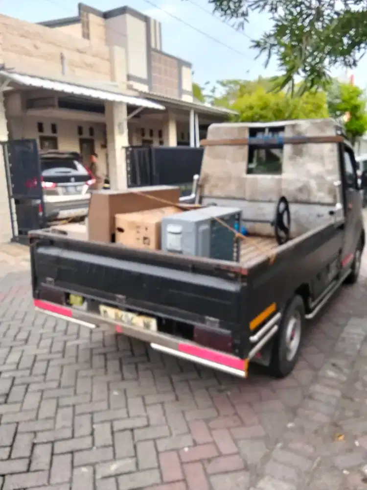 Rombeng barang bekas Rongsokan panggilan Surabaya dan sekitarnya