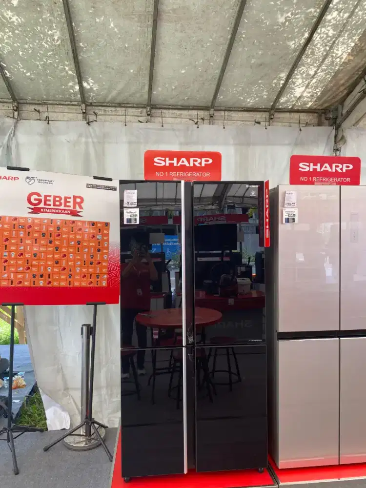 CREDIT KULKAS SHARP SIDE BY SIDE PAKAI HOMECREDIT DAN BUNGA RINGAN.