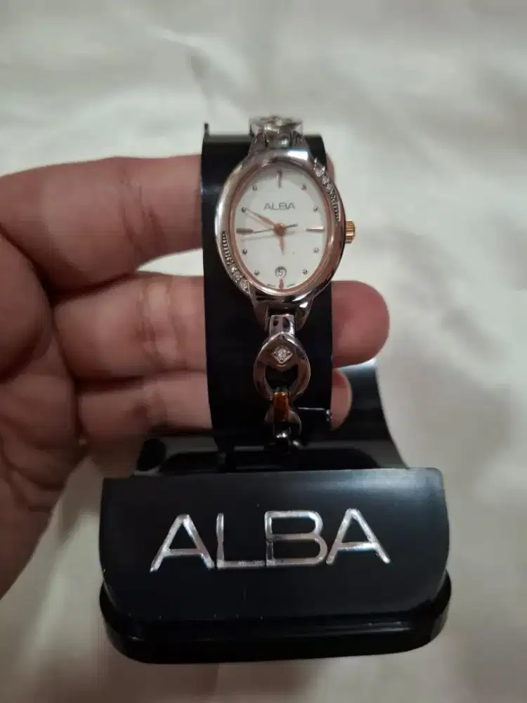 Jam Cewek Alba Original