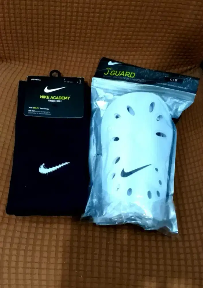 Kaos kaki dan deker nike original
