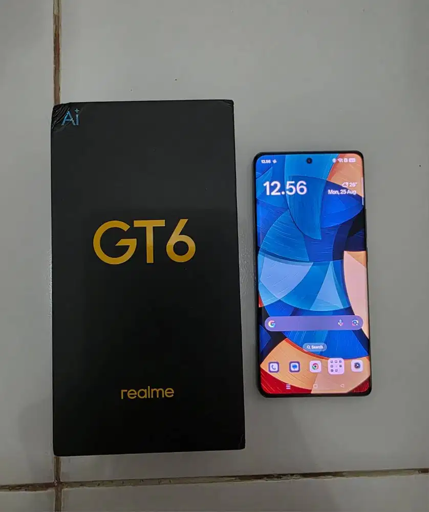 REALME GT6 12/256
