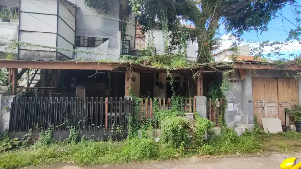 Jual rumah hitung tanah 2 lantai hanya 700 JT an Lt 122 M²