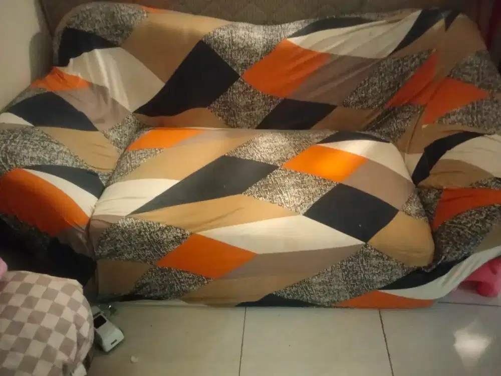 Sofa 2 seater bekas, masih bagus bgd