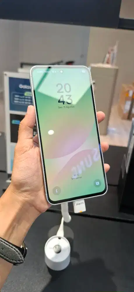 Samsung A56 8/256 free adaptor