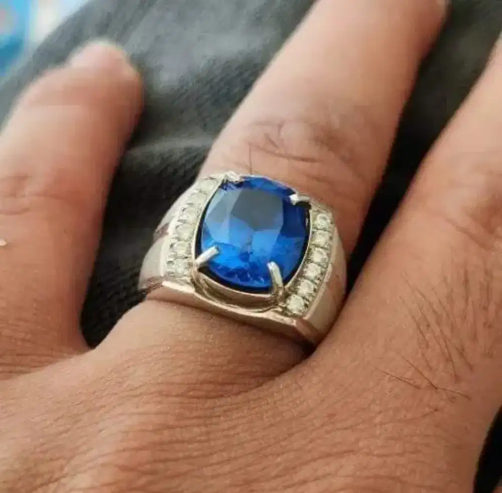 Jual Cincin Biru Cantik
