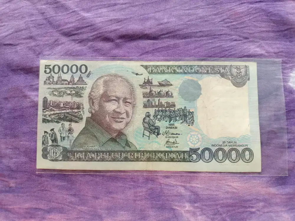 Uang kuno 50.000 Soeharto kertas tahun