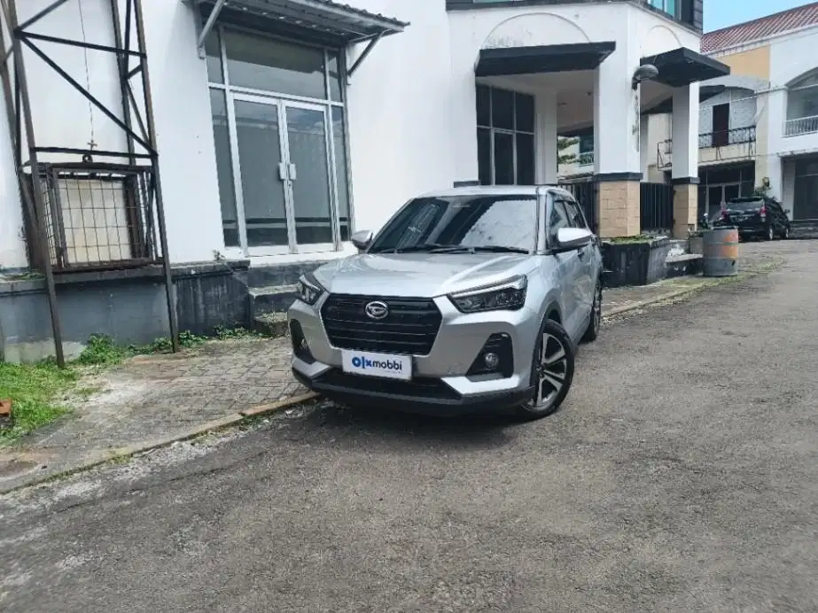 Pajak Panjang - DAIHATSU ROCKY 1.0 R ASA BENSIN A/T 2022 SILVER