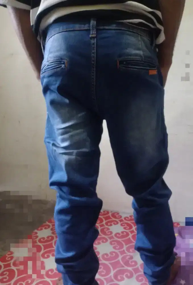 Celana pull and bear