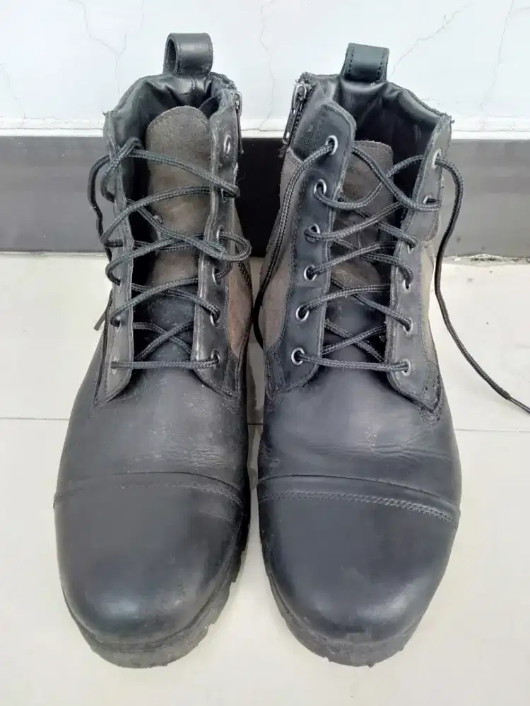 JUAL CEPAT SEPATU PRIA