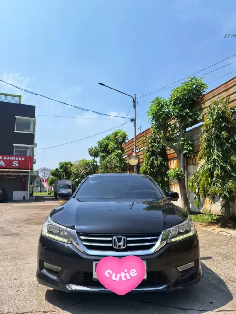 HONDA ACCORD 2.4 VTi-L 2014