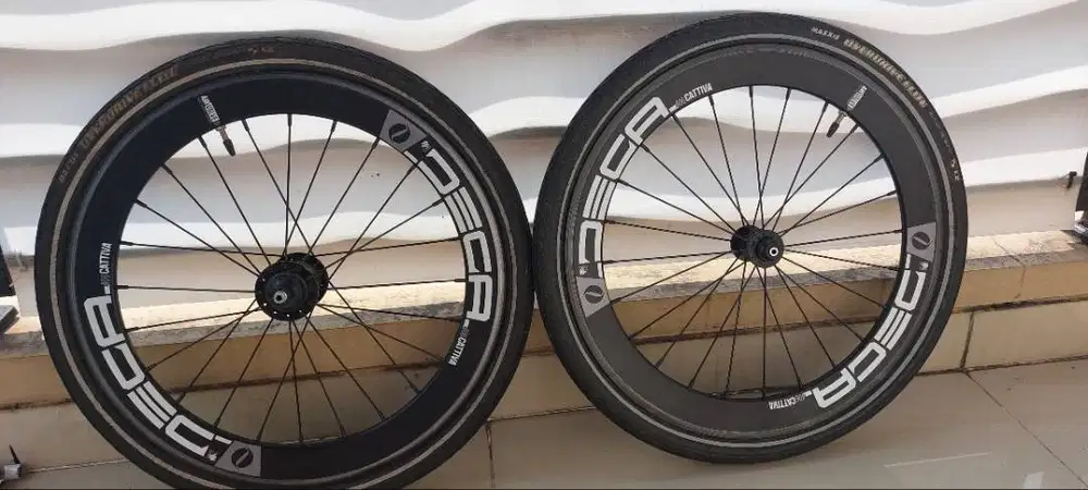 Wheelset Deca aero sepeda lipat