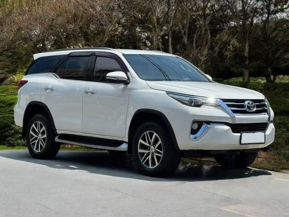 Toyota Fortuner 2.4 VRZ At 2017 km +/- 98.000