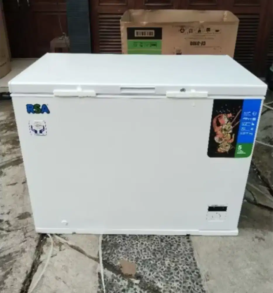 PROMO FREEZER BOX 310 LITER RSA TERBARU GARANSI 5 TAHUN
