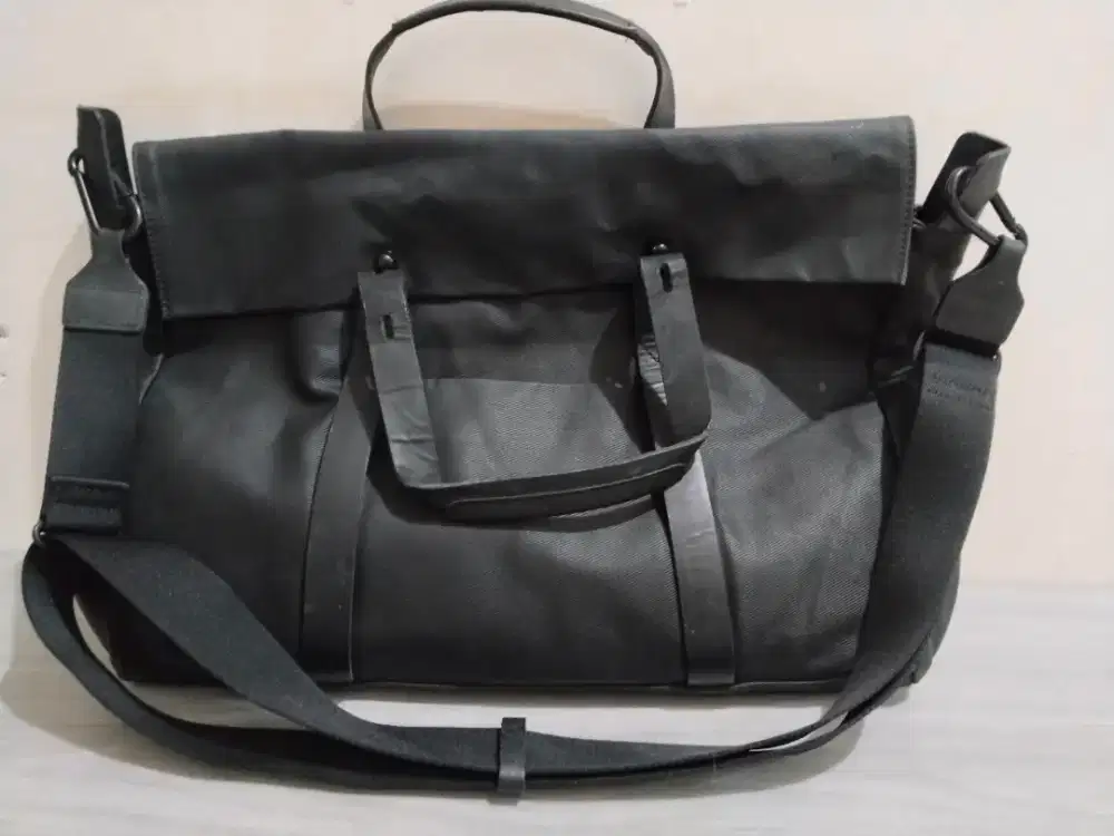 Tas selempang Gear 3