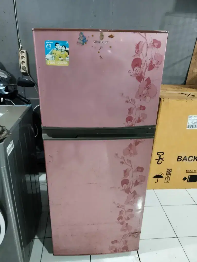 Kulkas Sharp 2 pintu
