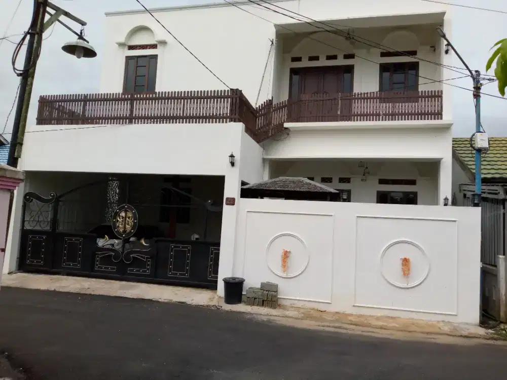Dijual Rumah lantai 2 full purnished,