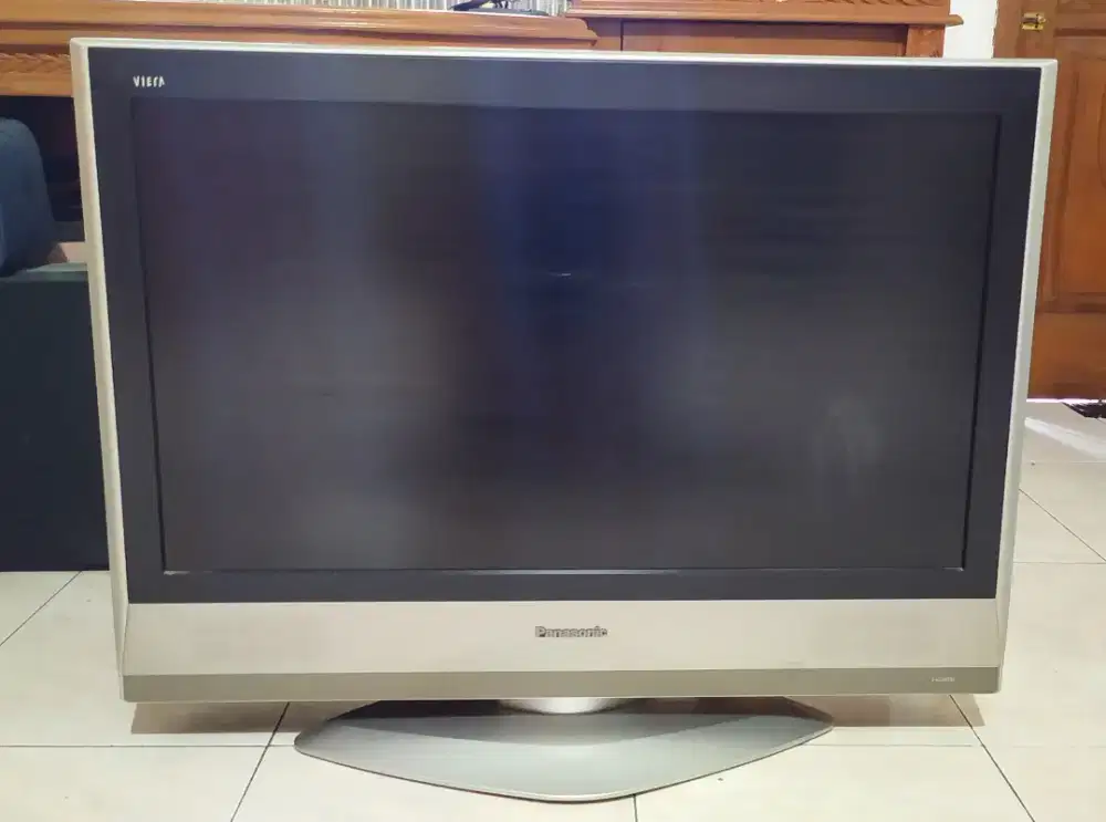 Panasonic LCD TV 32inch TX-32LX60M (Second)
