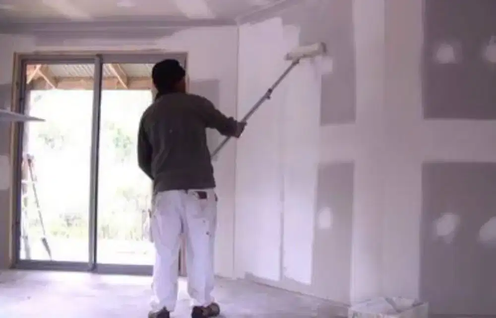 tukang cat tembok