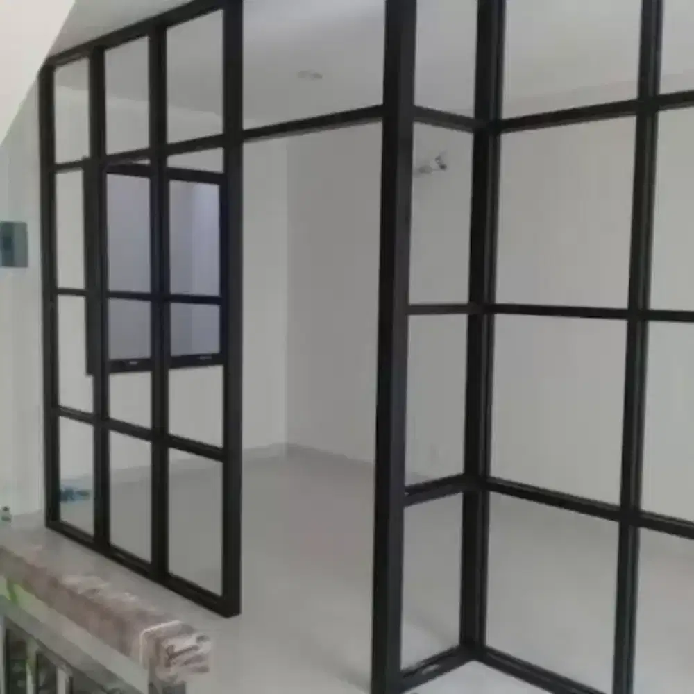 pintu kusen jendela rak etalase alumunium & kaca