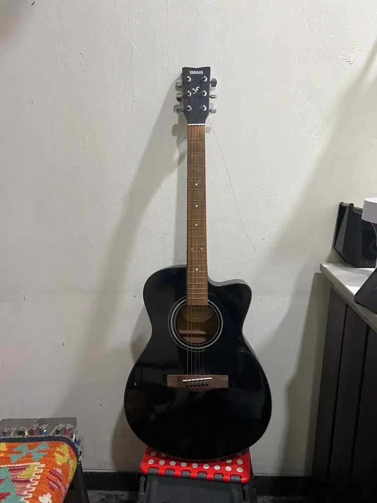 Gitar Akustik Yamaha FS 100 C