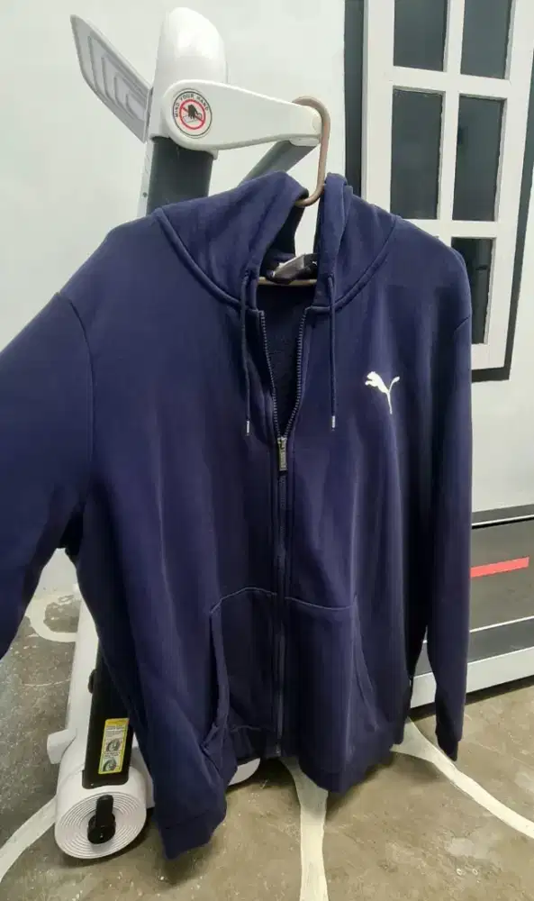 Jual jaket PUMA Original ukuran XL