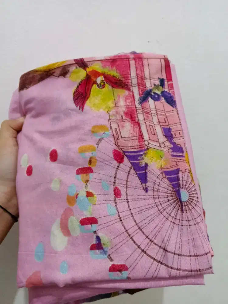 Dijual satu set sarung bantal dan sprei 200x120