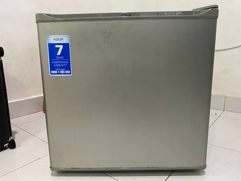 Kulkas Mini Aqua , garansi resmi 3 tahun