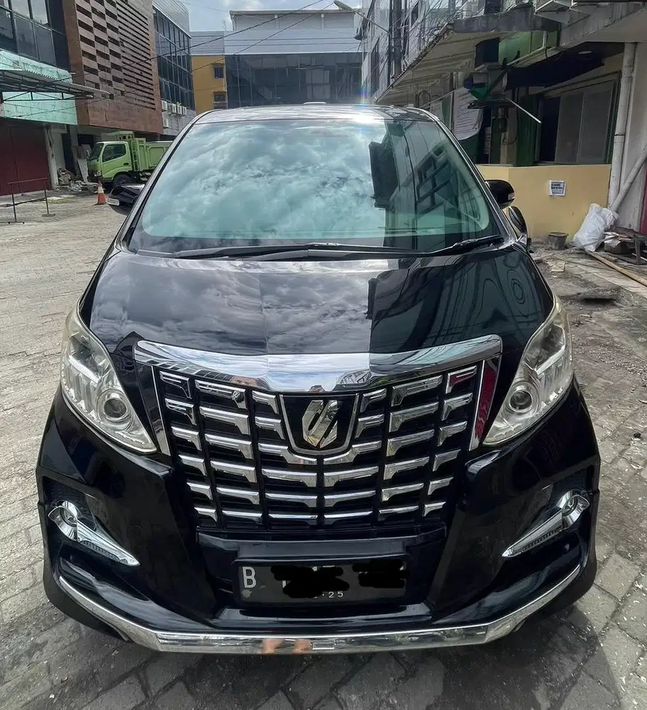 Toyota Alphard Automatic Th 2009
