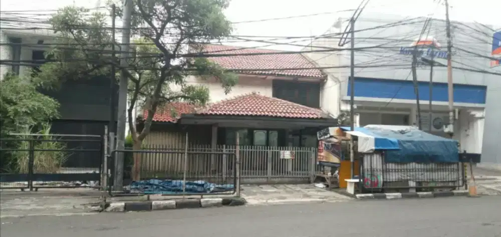 RUKO Strategis 410m2  lbr 10.5m pjg 37m, diseberang RS HasanSadikin