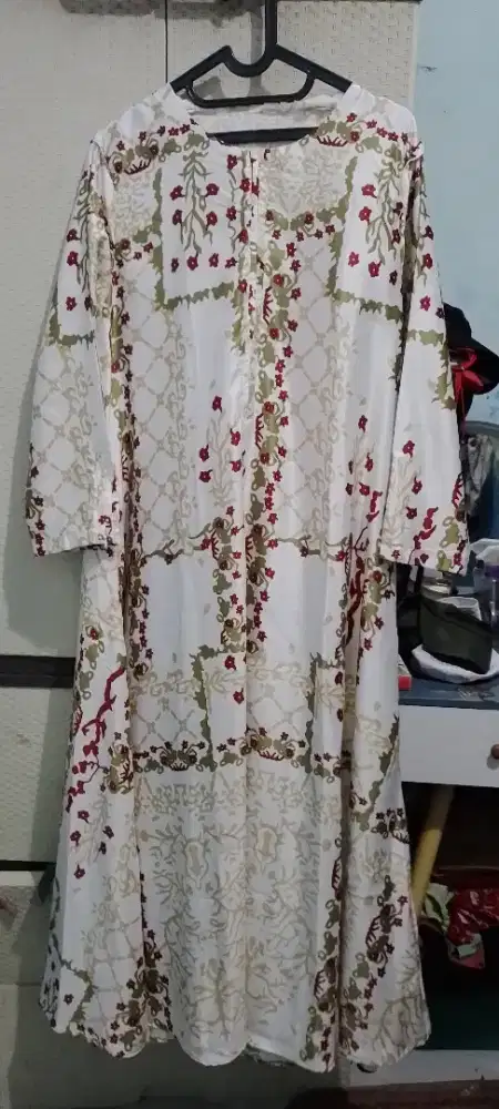 Gamis perempuan dewasa