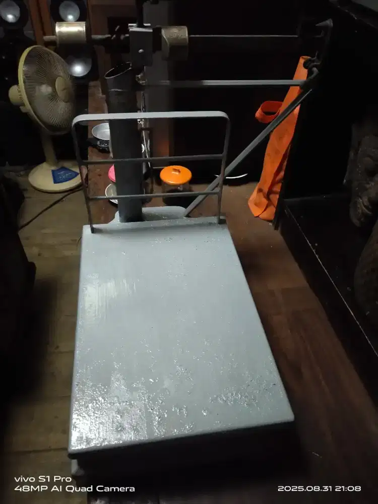 Timbangan duduk 25kg