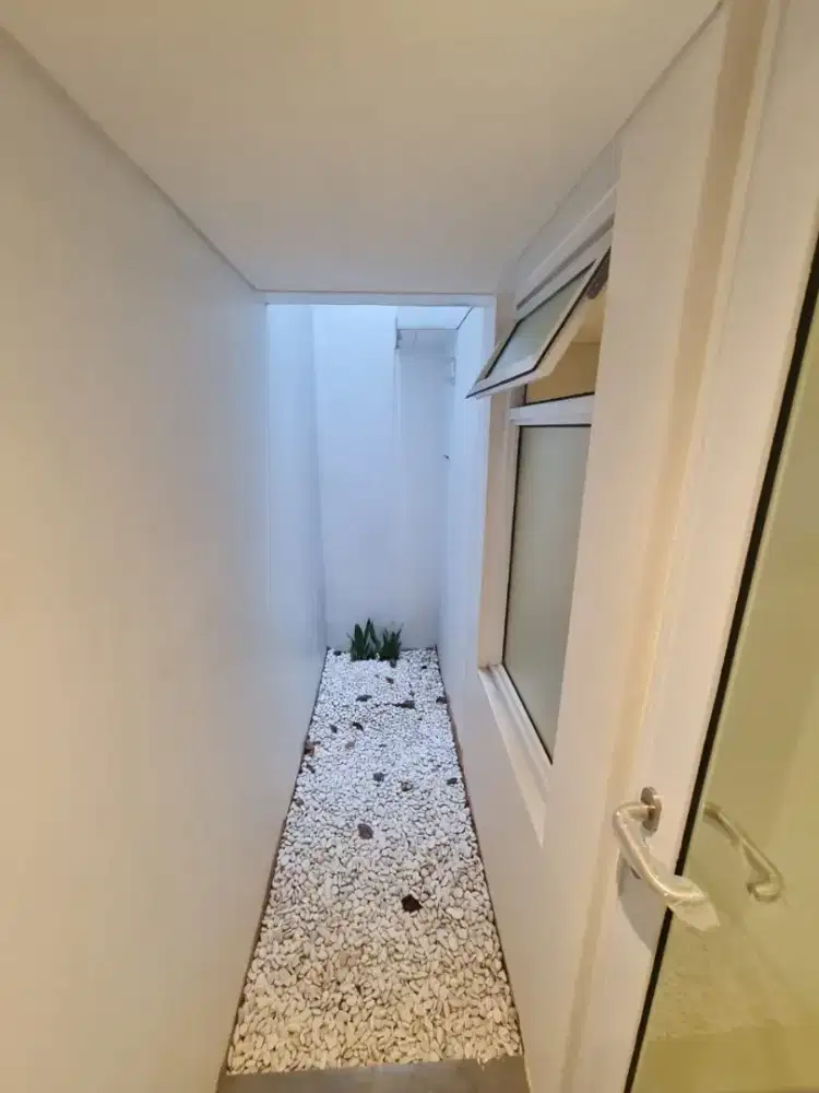 DISEWAKAN RUMAH FULL FURNISH!!! HARGA MURAH!!!