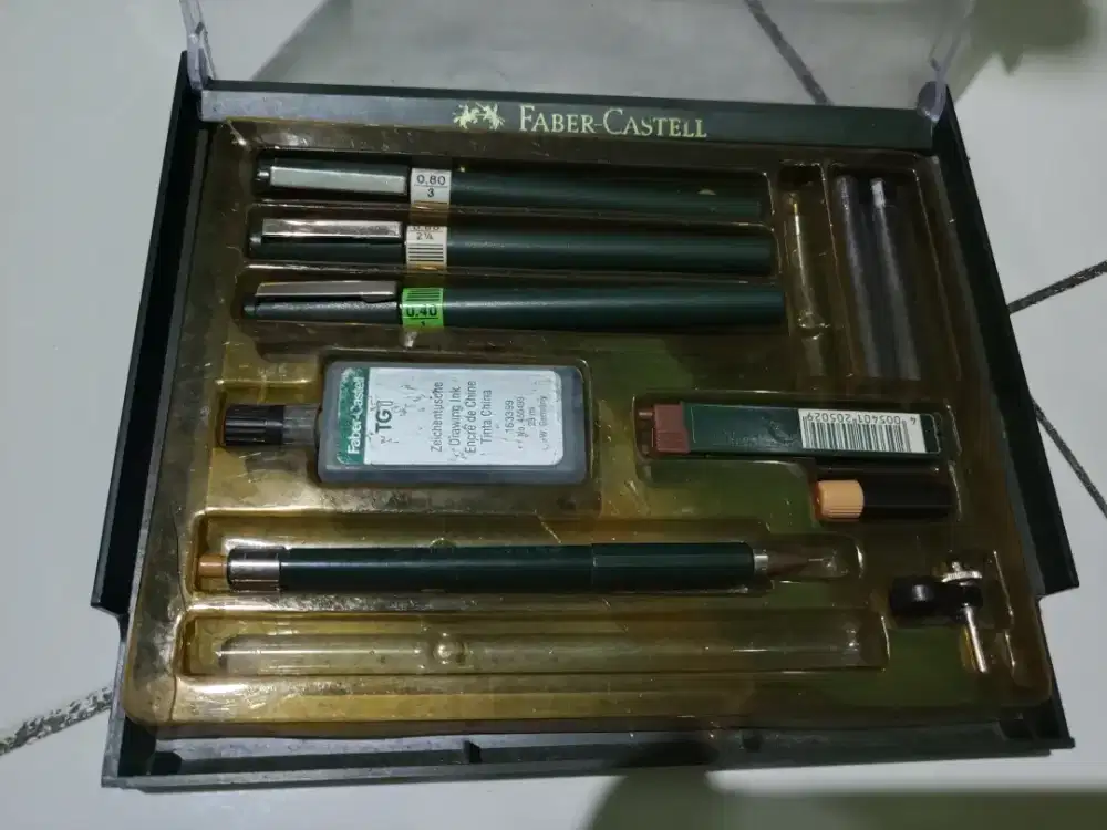 Faber Castell roting pen set