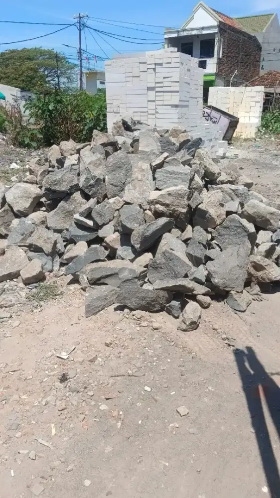 Batu Kali Belah - Sirtu Urug - Limestone - Uruk Pondasi