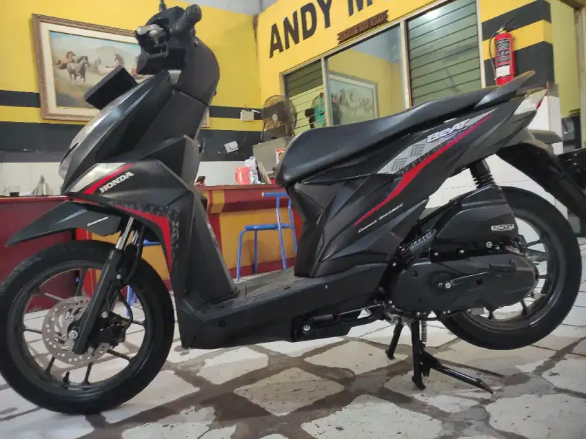 Beat CBS ISS 2022 top condition full ori low km