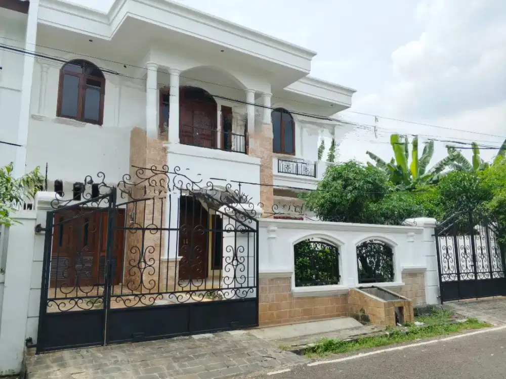RUMAH BARU DI KOMPLEK ELITE BILLY & MOON PONDOK KELAPA