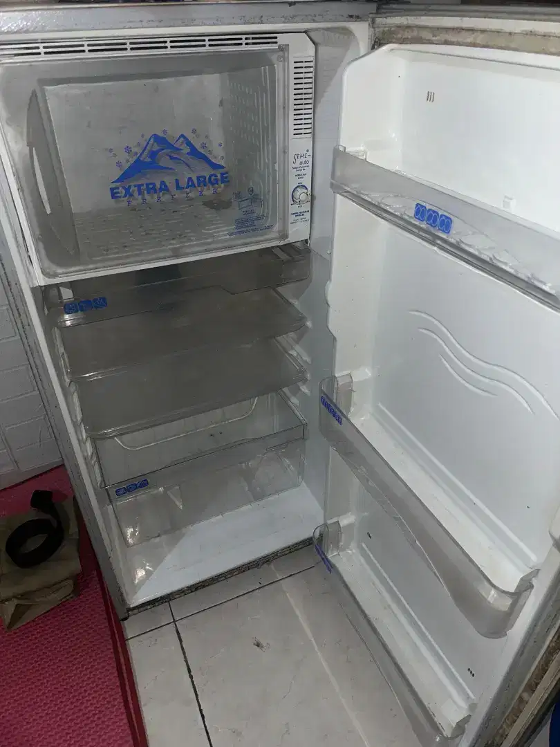 KULKAS SHARP 1 PINTU