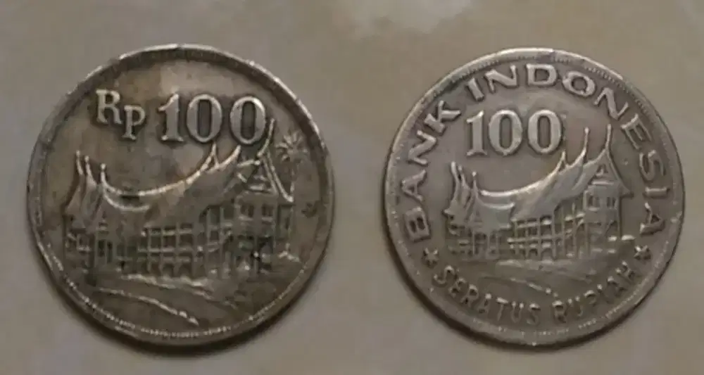 koin coin uang 100 jadul koleksi cepat bu 2 bh tebal Rp 3jt tipis 1jt