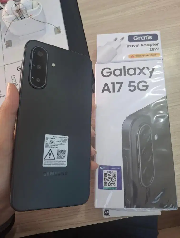 SAMSUNG GALAXY A17