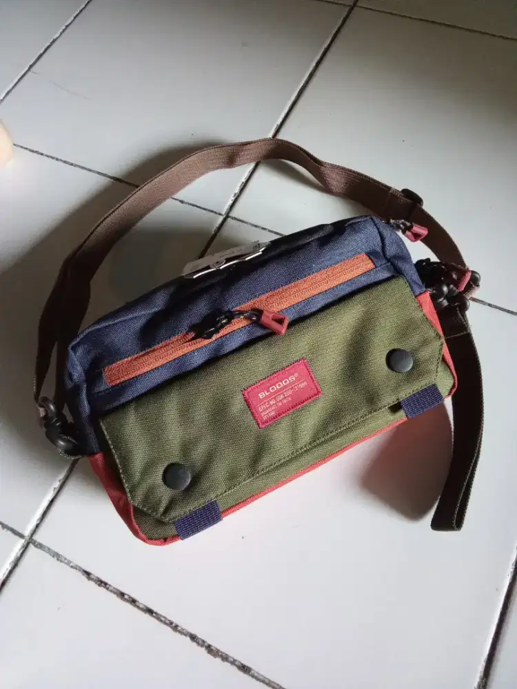 Tas selempang sling bag bloods original