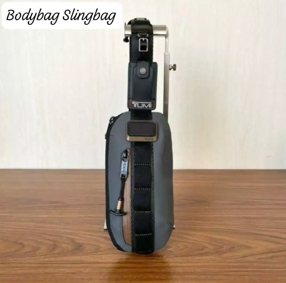Tas Tumi Obsidian Bodybag Slingbag Utility Crossbody Pria