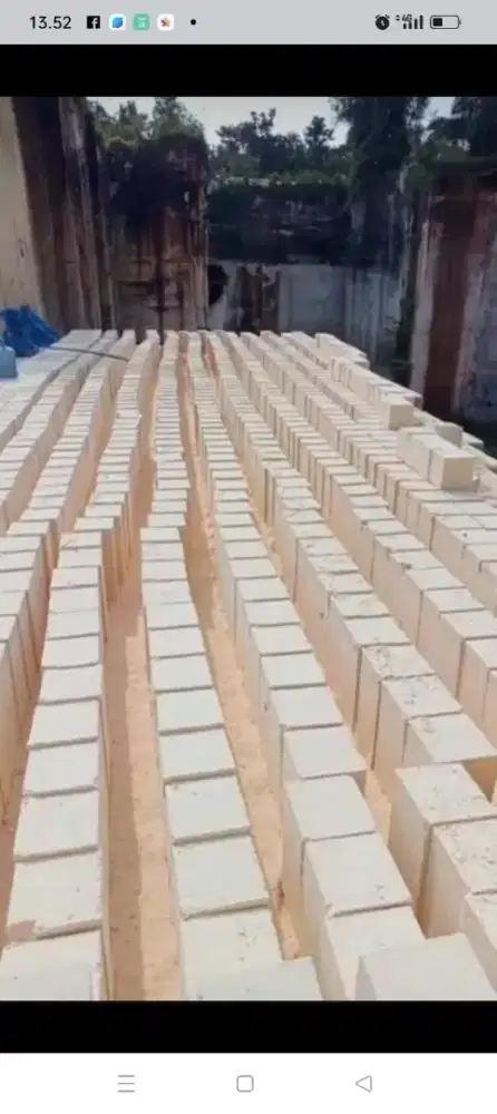 Batu kumbung/umpak dari Tuban