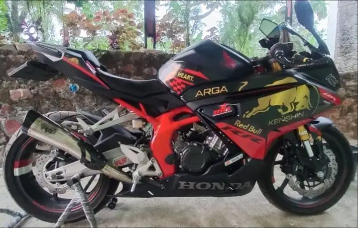 HONDA CBR 250RR Mystique blue ABS SP
