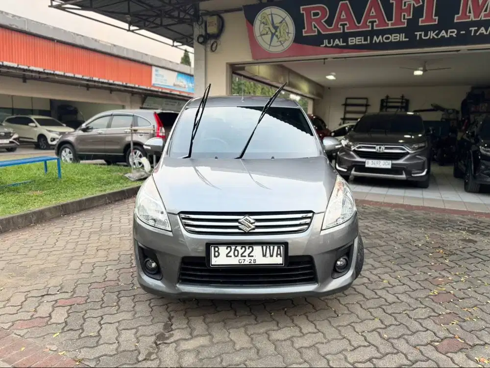 KM 98 Ribu Suzuki Ertiga GL MT 2013 Abu-abu