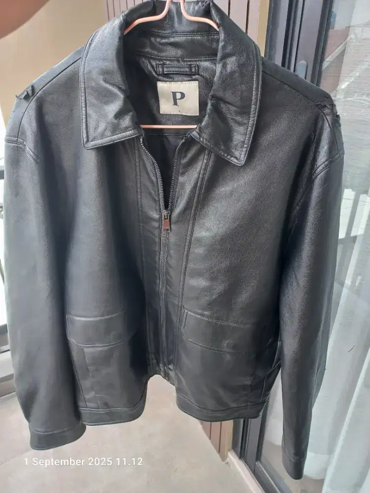 Jaket Kulit Black brand Polham